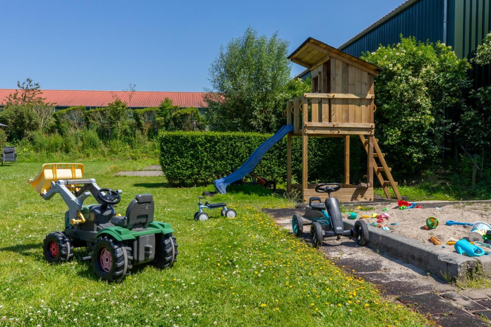 Appartement Kon. Emmaweg 6, *